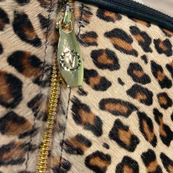 Black leather and leopard print crossbody convertible bag - Picture 8 of 8